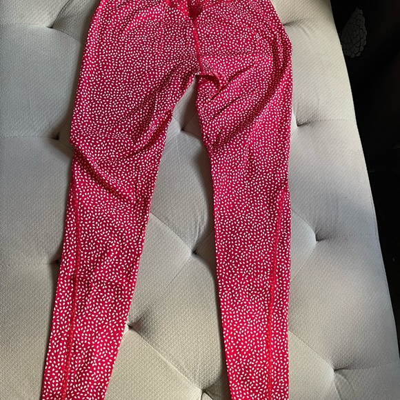 BuffBunny Legacy Leggings Red Bossy Print - Picture 2 of 5